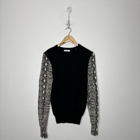 Equipment Femme $325 Cashmere Crewneck Sweater Reptile Snake Print Size M - Picture 4 of 11